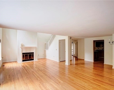 4836 Huntwood - Photo Thumbnail 7