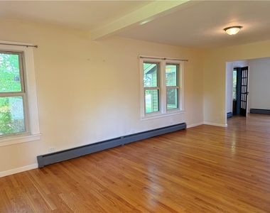 151 Cayuta Street - Photo Thumbnail 3