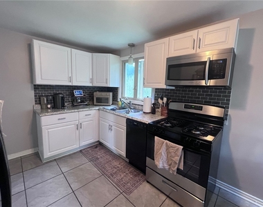17 Pleasant View Drive - Photo Thumbnail 8