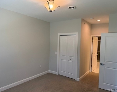 610 Ayer Road - Photo Thumbnail 11
