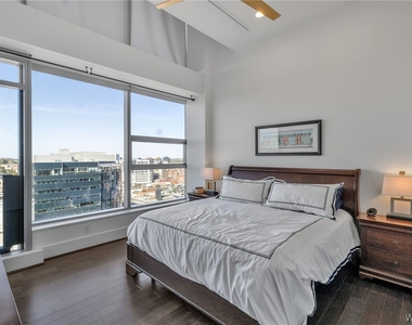 200 Delaware Avenue - Photo Thumbnail 8