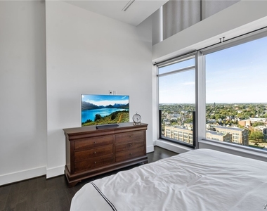 200 Delaware Avenue - Photo Thumbnail 9