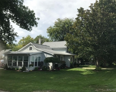 6 Maple Street - Photo Thumbnail 23