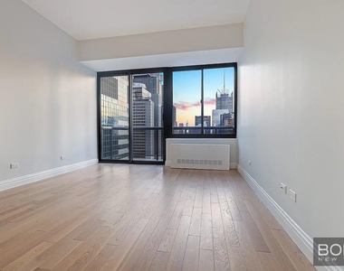 West 48th Street - Photo Thumbnail 5