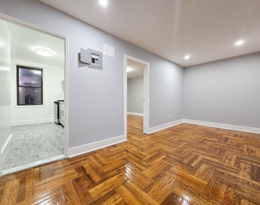 525-527 Riverdale Avenue - Photo Thumbnail 5