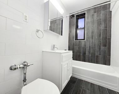 525-527 Riverdale Avenue - Photo Thumbnail 6