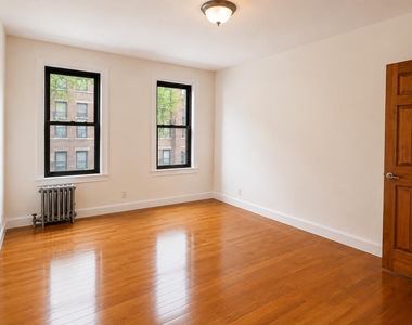 30 Dongan Place - Photo Thumbnail 3