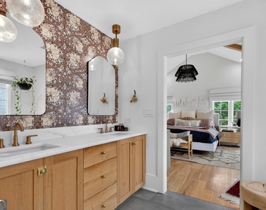 205 High Street - Photo Thumbnail 17