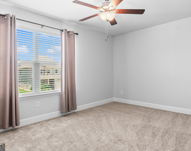 5467 Fountain Head Lane - Photo Thumbnail 26