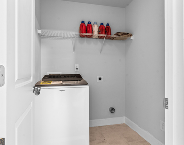 5467 Fountain Head Lane - Photo Thumbnail 29