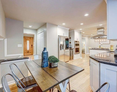 1185 Lake Colony Drive - Photo Thumbnail 24