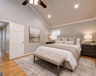 1185 Lake Colony Drive - Photo Thumbnail 15