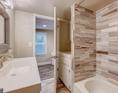 1185 Lake Colony Drive - Photo Thumbnail 33