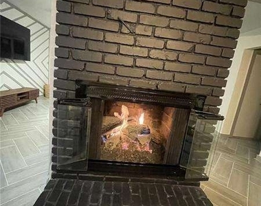 1944 Cindy Drive - Photo Thumbnail 7