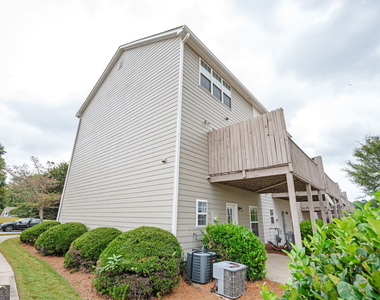 2213 Se Leicester Way - Photo Thumbnail 25