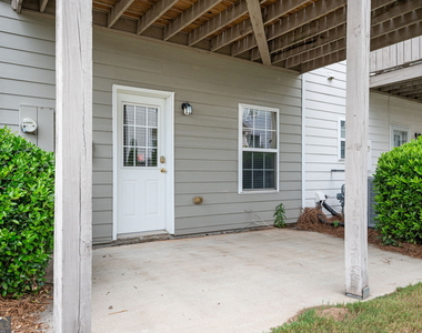 2213 Se Leicester Way - Photo Thumbnail 24