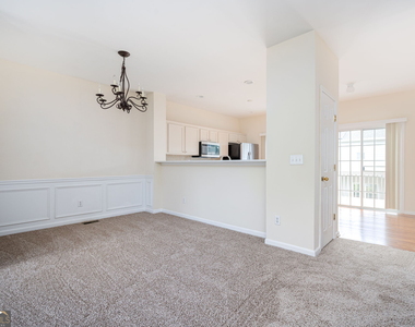 2213 Se Leicester Way - Photo Thumbnail 9