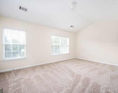 2213 Se Leicester Way - Photo Thumbnail 18