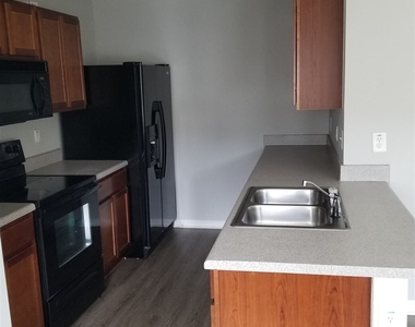 7190 Gotland Street - Photo Thumbnail 13