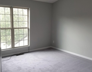 7190 Gotland Street - Photo Thumbnail 7