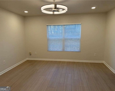 3317 Fernview Drive - Photo Thumbnail 11