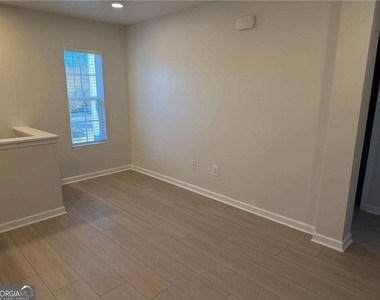3317 Fernview Drive - Photo Thumbnail 10