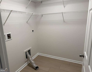 3317 Fernview Drive - Photo Thumbnail 13