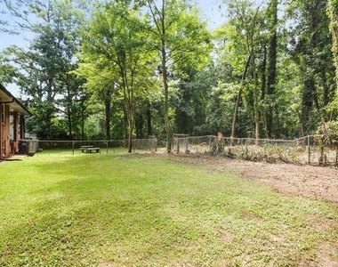 1860 Sandtown Road Sw - Photo Thumbnail 13