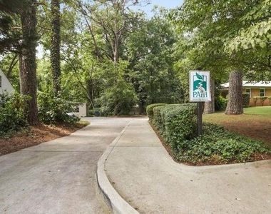 1860 Sandtown Road Sw - Photo Thumbnail 14