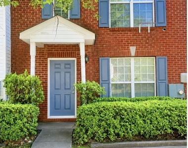 2279 Strathmoor Manor Drive - Photo Thumbnail 1