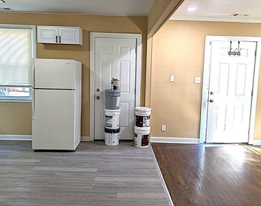 3307 Guthrie Drive - Photo Thumbnail 4