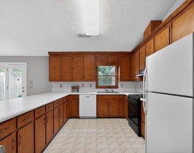 1990 Hutton Drive - Photo Thumbnail 14