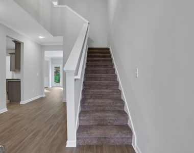 236 Eva Way Ne - Photo Thumbnail 3