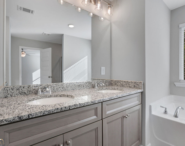 236 Eva Way Ne - Photo Thumbnail 23