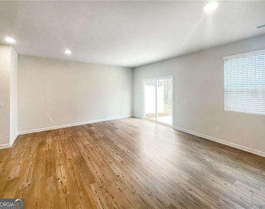 5141 Sidney Square Drive - Photo Thumbnail 2