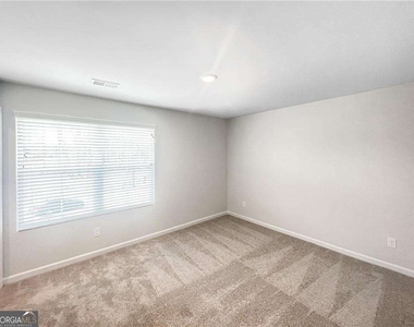 5141 Sidney Square Drive - Photo Thumbnail 7