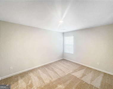5141 Sidney Square Drive - Photo Thumbnail 5