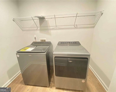 5141 Sidney Square Drive - Photo Thumbnail 13