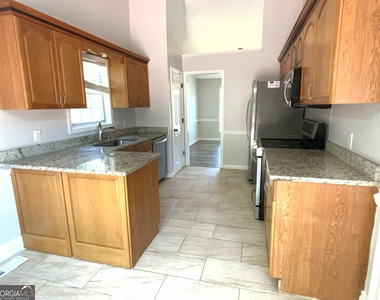 5600 Sugar Crossing Drive - Photo Thumbnail 2