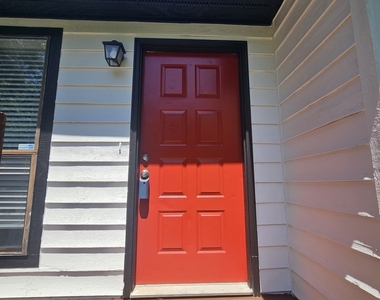 4115 Cranwood Drive - Photo Thumbnail 2