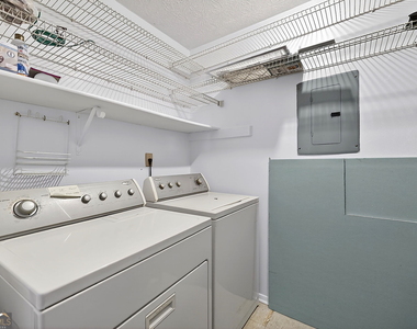 903 Cumberland Court Se - Photo Thumbnail 16