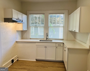 410 Alford Street - Photo Thumbnail 7