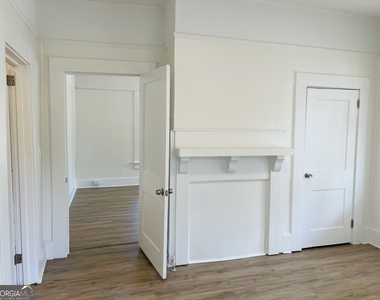 410 Alford Street - Photo Thumbnail 13