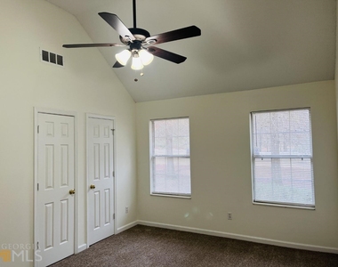 4037 Ravenwood Court - Photo Thumbnail 25