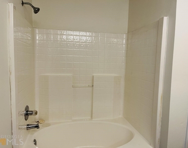 4037 Ravenwood Court - Photo Thumbnail 27