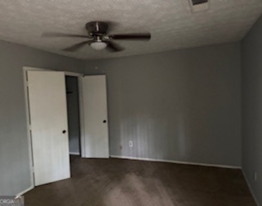 2550 Hallie Mill Road - Photo Thumbnail 6