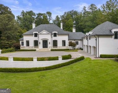 997 Davis Drive - Photo Thumbnail 2