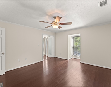 25312 Plantation Drive Ne - Photo Thumbnail 14