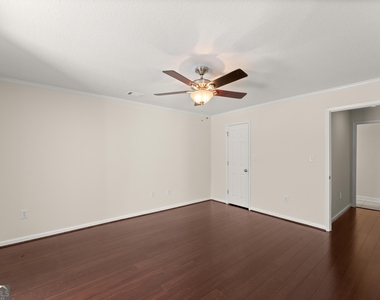 25312 Plantation Drive Ne - Photo Thumbnail 12