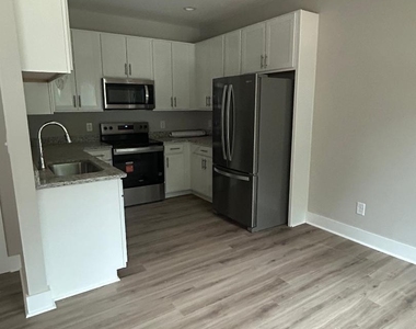 5132 Avery Street - Photo Thumbnail 1